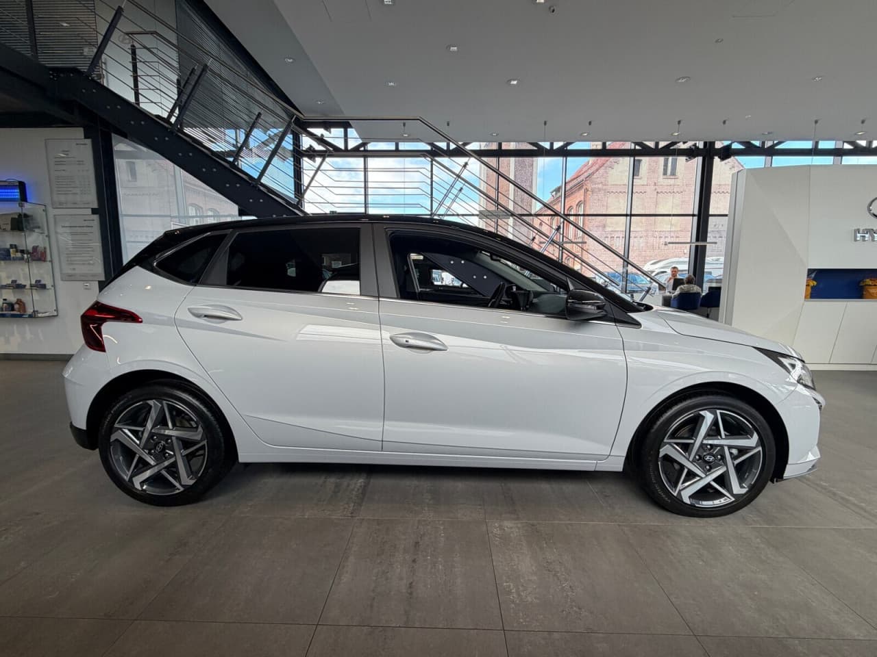Hyundai i20 - zdjęcie 4