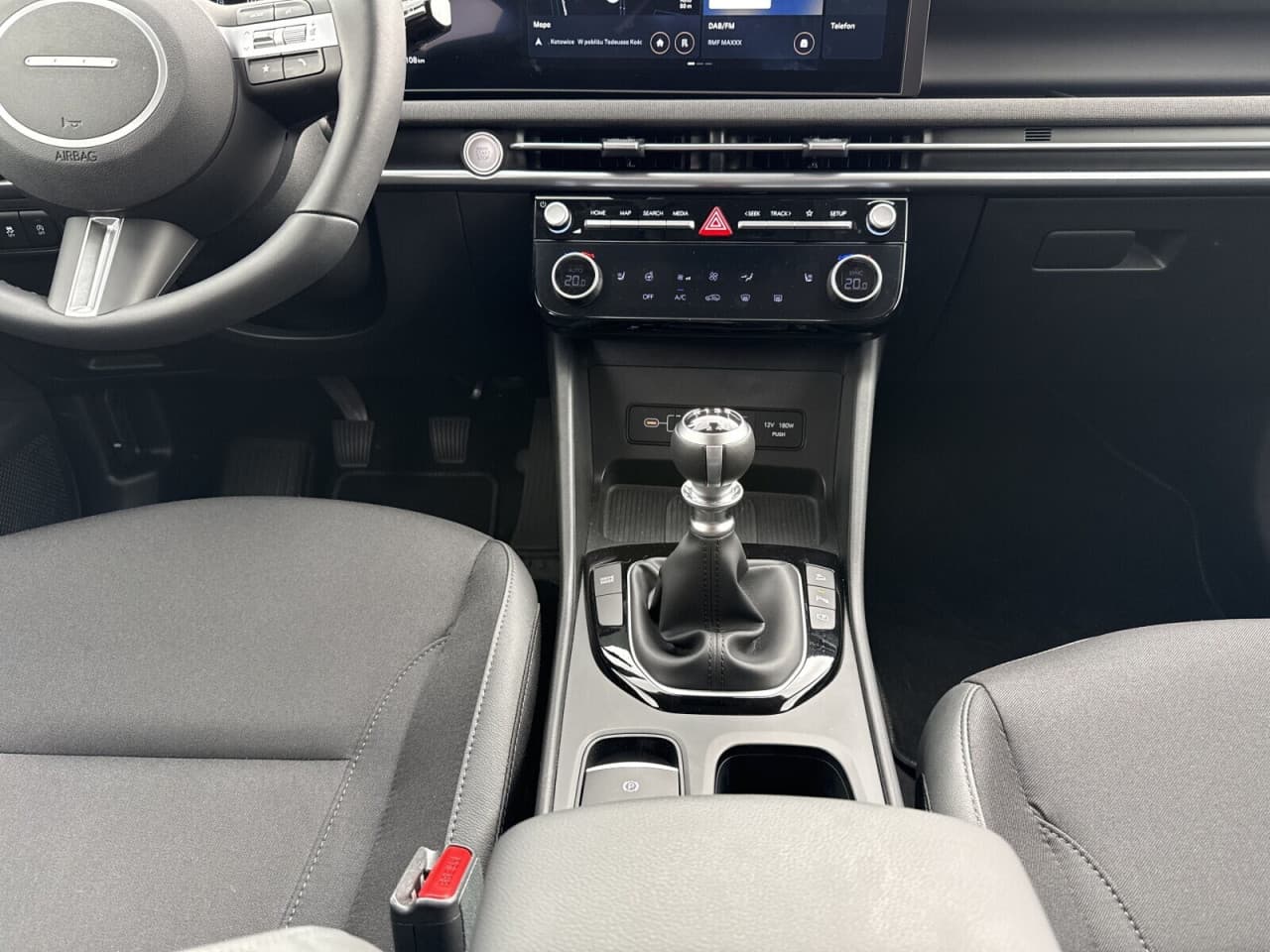 Hyundai Tucson - zdjęcie 17