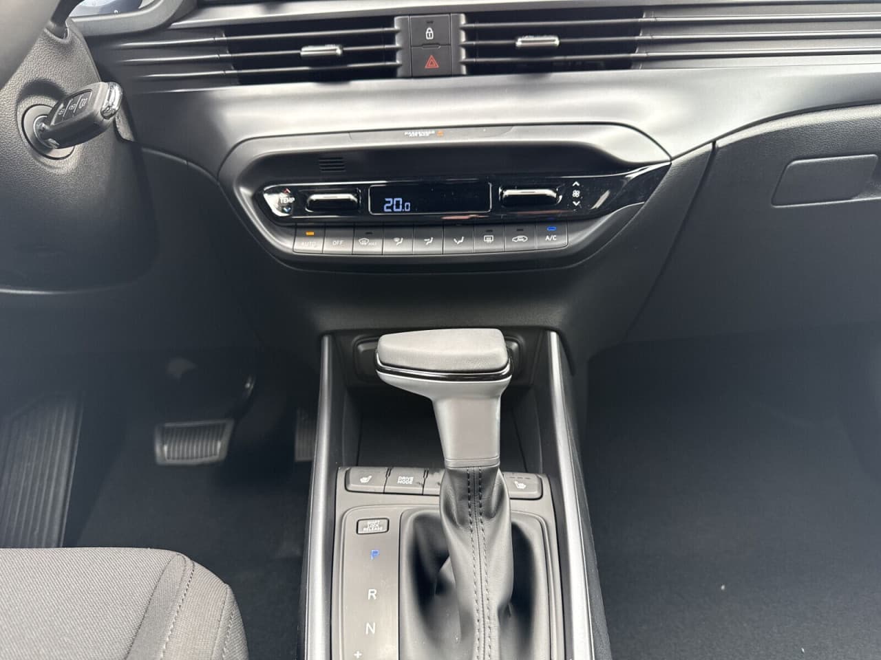Hyundai i20 - zdjęcie 14
