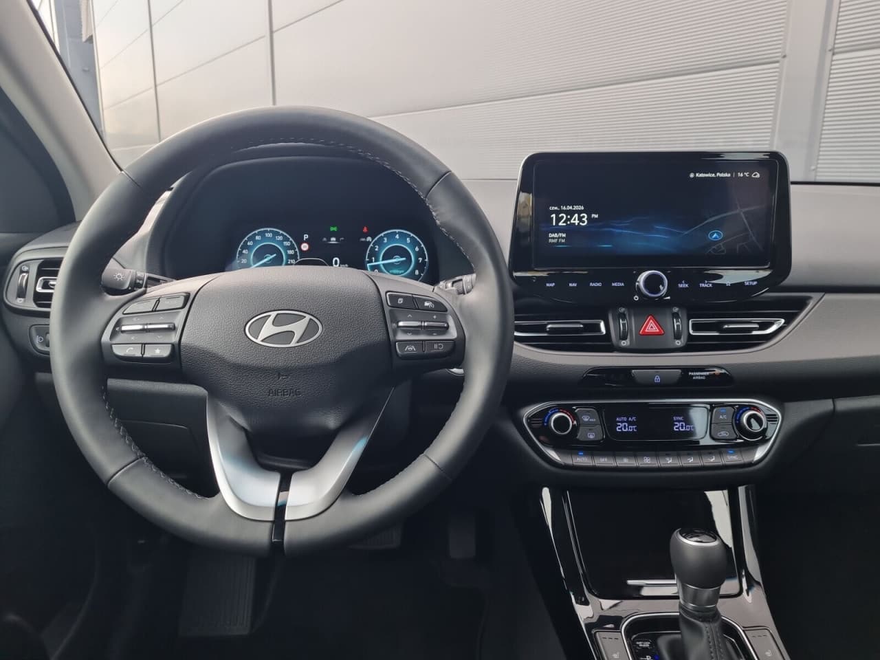 Hyundai i30 - zdjęcie 13